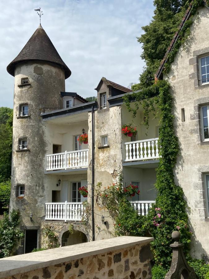 Gites Le Vieux Vinzelles Volvic Bagian luar foto