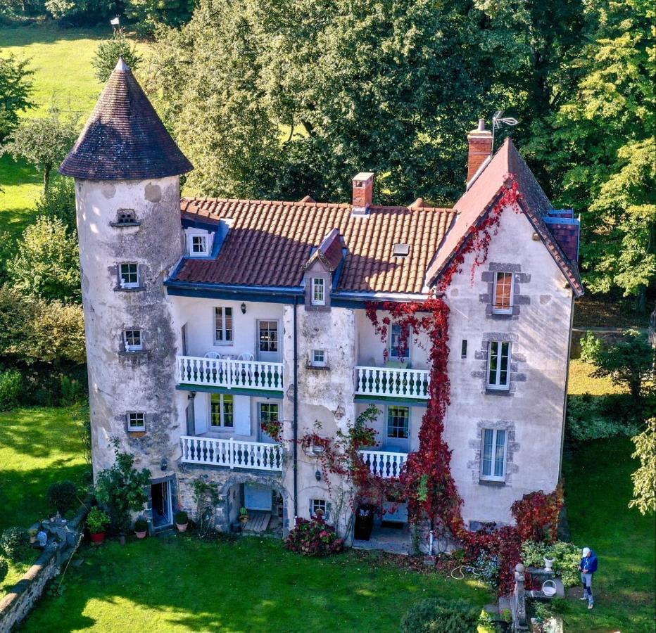 Gites Le Vieux Vinzelles Volvic Bagian luar foto